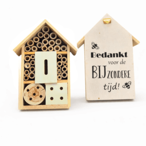 Alternative view of Insectenhotel met tekst – BIJzonder cadeau
